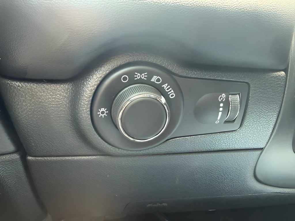 Used 2026 Dodge Durango GT RWD image 25