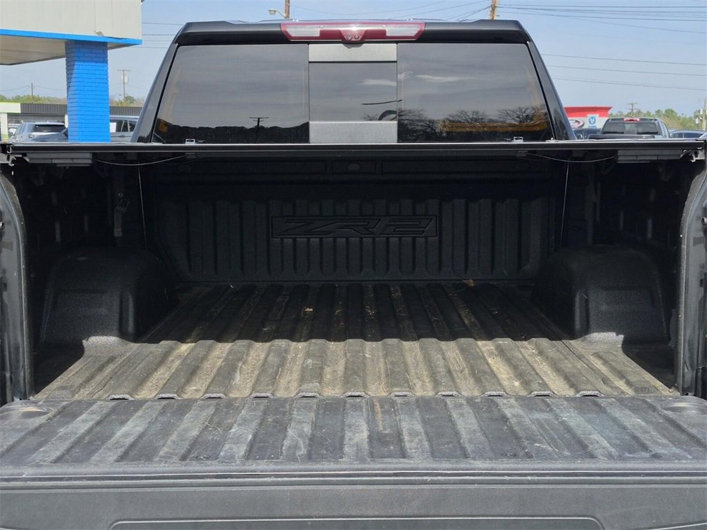 Used 2022 Chevrolet Silverado 1500 ZR2 w/ Technology Package image 8