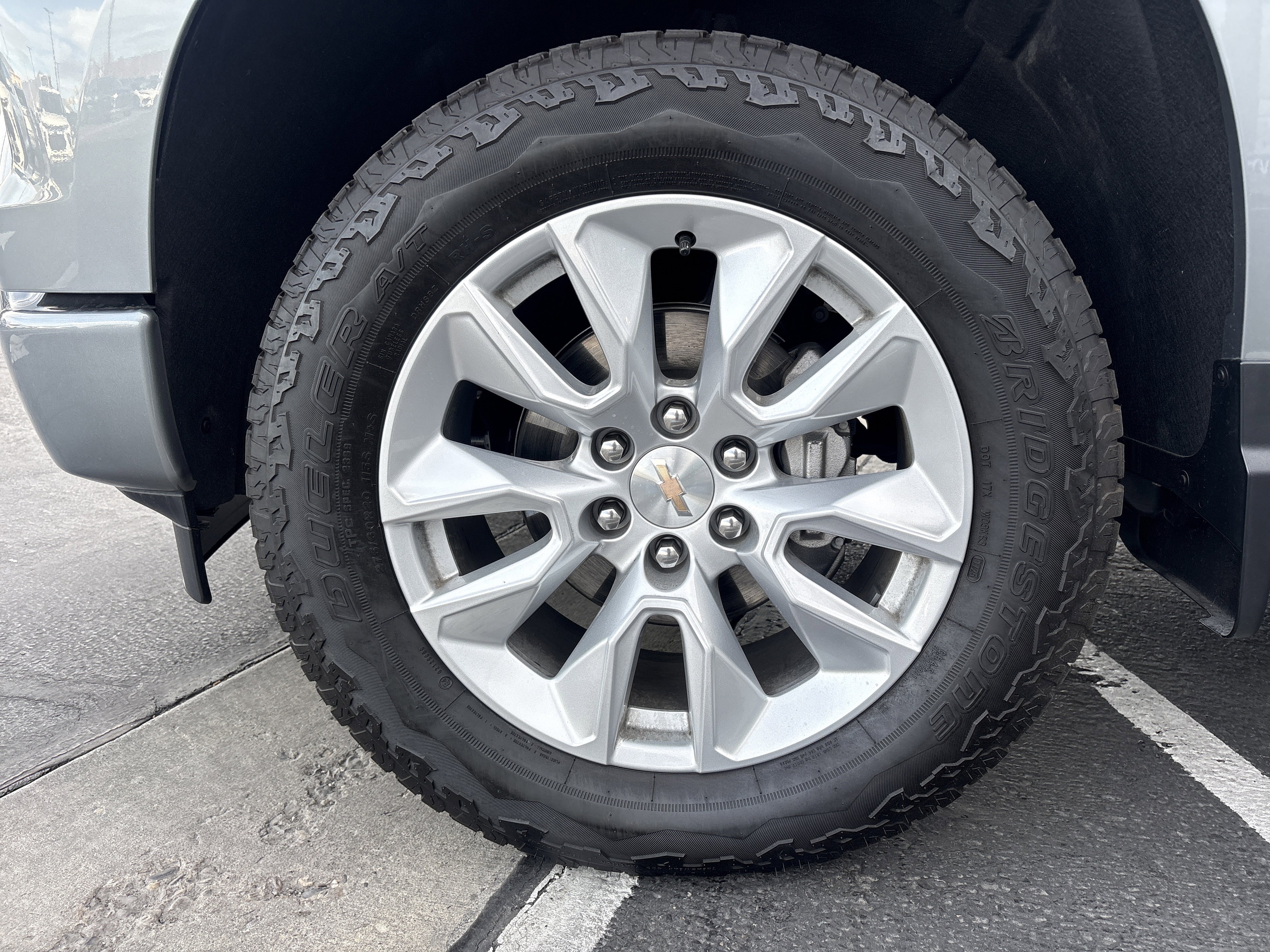 New 2025 Chevrolet Silverado 1500 Custom w/ LPO, Dark Essentials Package image 10