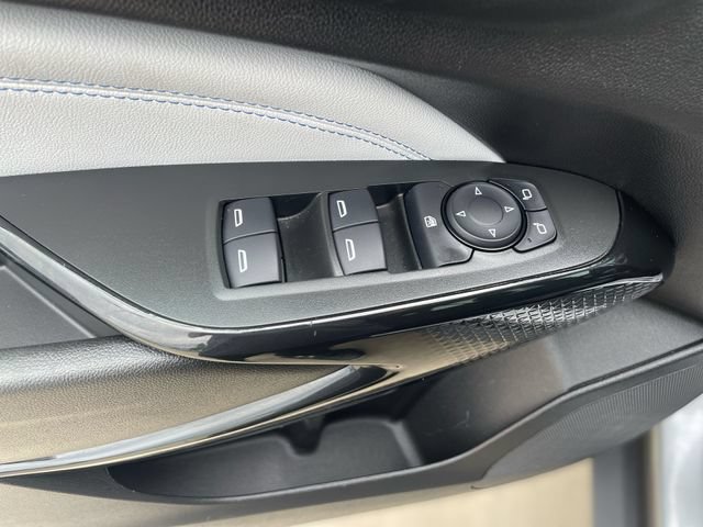 Used 2025 Chevrolet Trax LT w/ LT Convenience Package FWD image 15