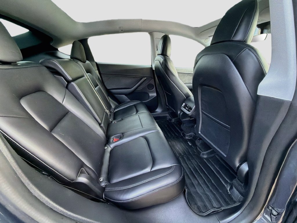 Used 2022 Tesla Model Y Performance AWD/4WD image 30