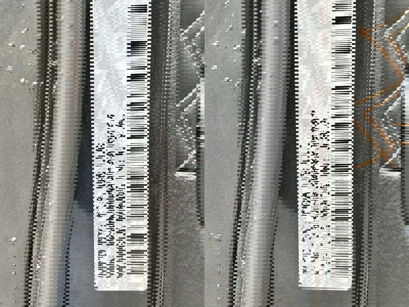 Used 2023 Jeep Grand Cherokee Summit w/ Luxury Tech Group V image 20