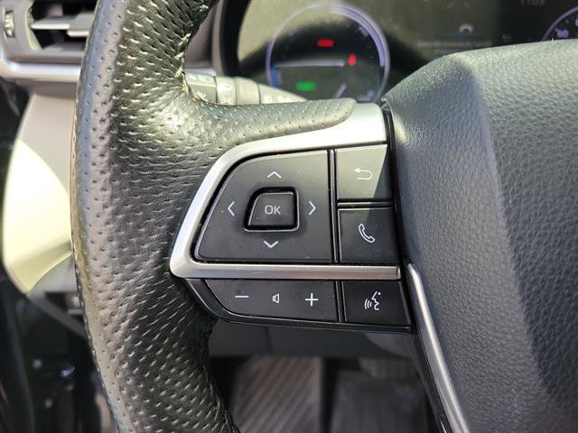 Used 2023 Toyota Sienna Limited FWD image 41