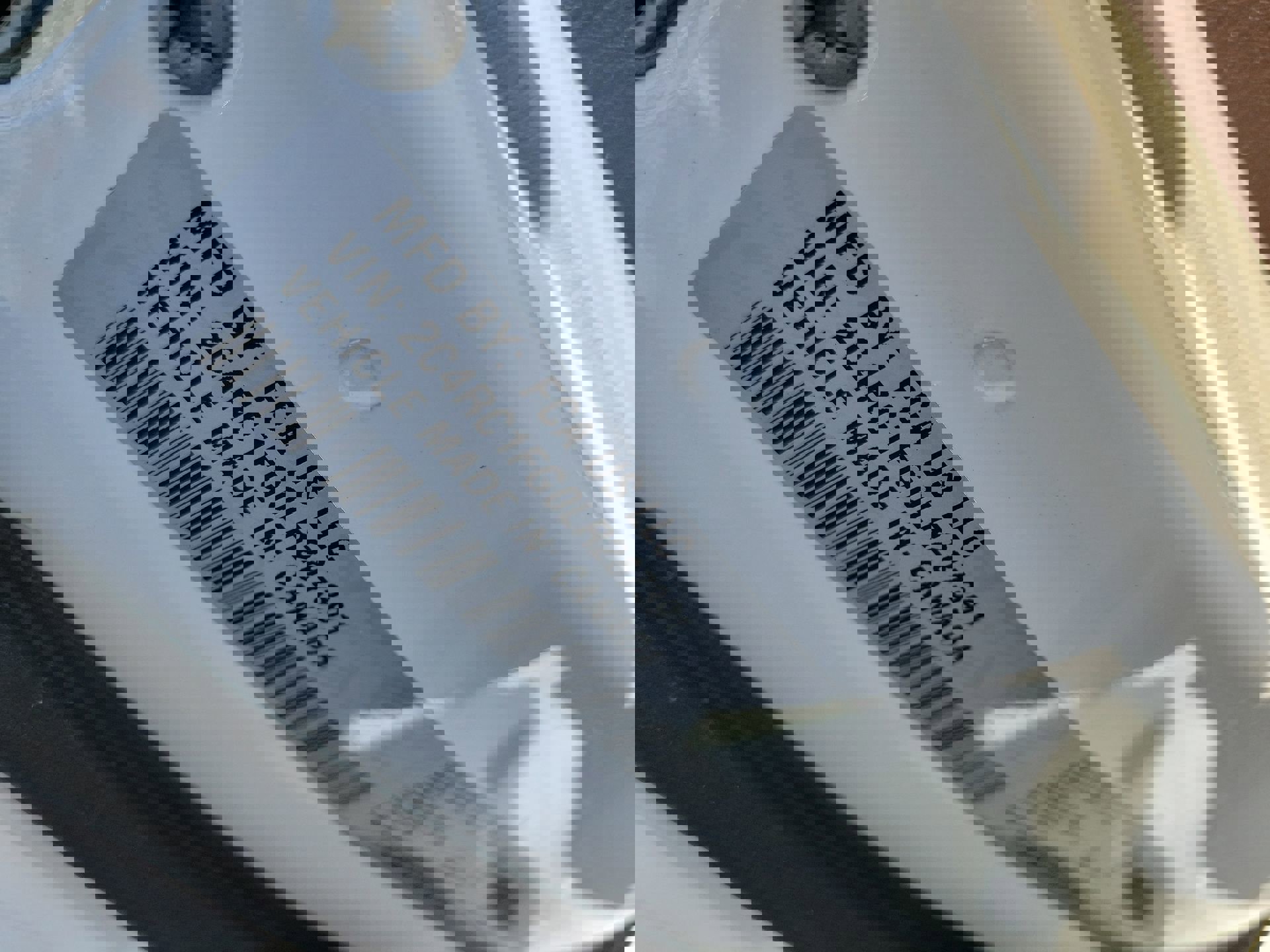 Used 2020 Chrysler Pacifica Touring w/ Tire & Wheel Group image 34