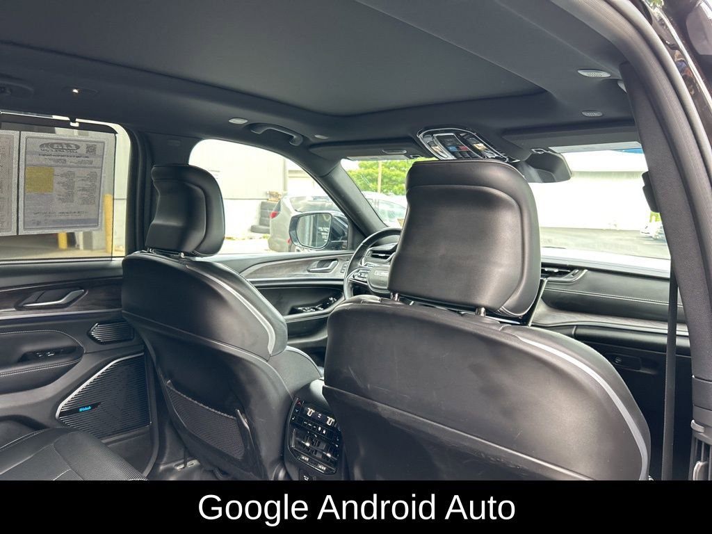 Certified 2022 Jeep Grand Cherokee Overland w/ Luxury Tech Group IV image 43