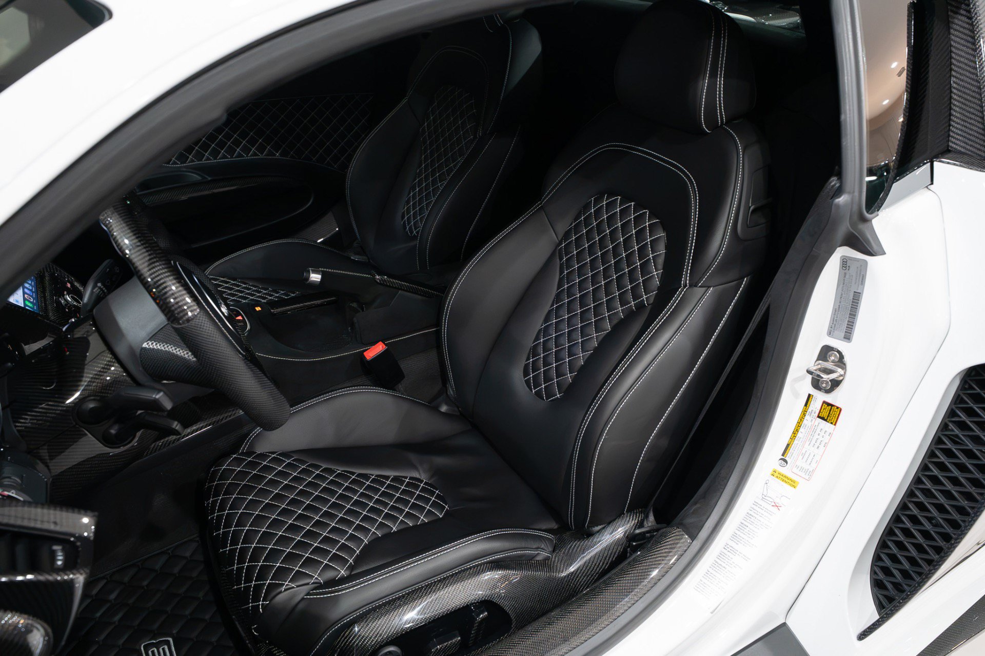 Used 2014 Audi R8 V10 AWD/4WD image 11