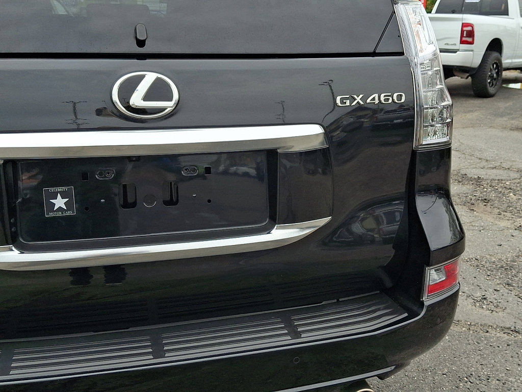 Used 2023 Lexus GX 460 Premium w/ Premium Package AWD/4WD image 16