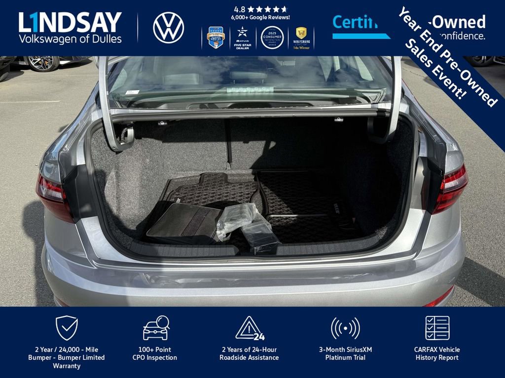 Certified 2021 Volkswagen Jetta SE image 16