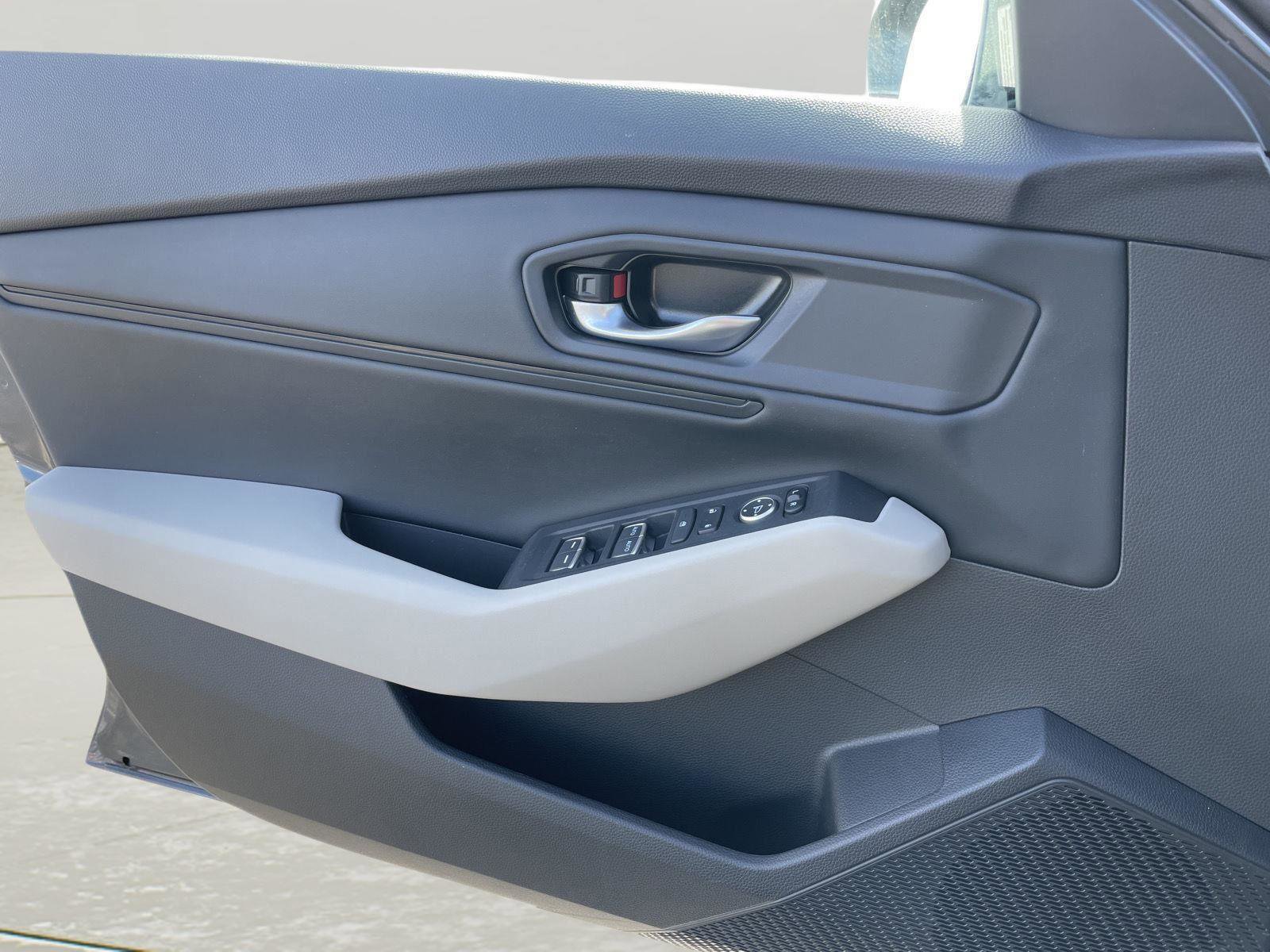 Used 2023 Honda Accord EX image 20