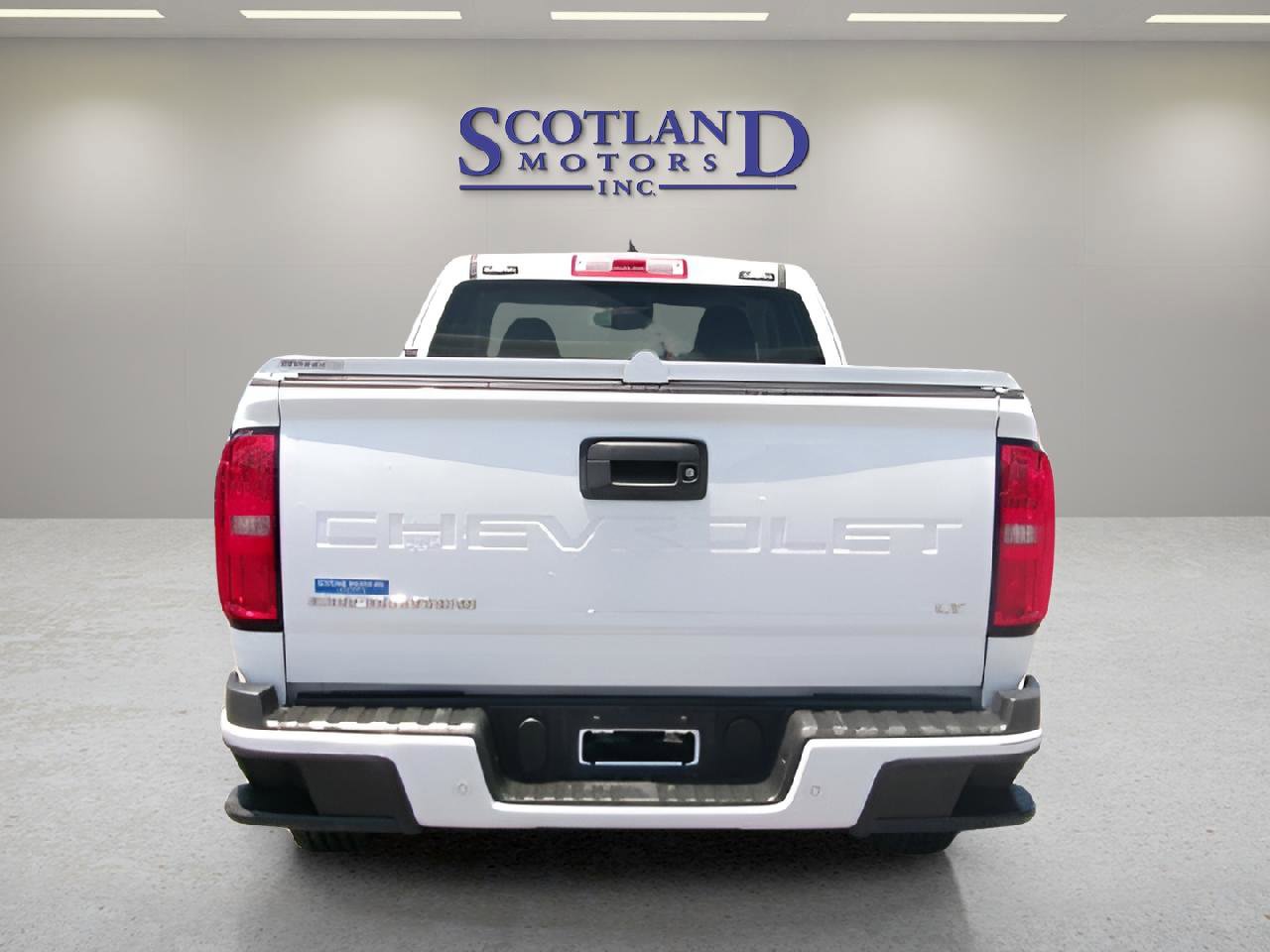 Used 2022 Chevrolet Colorado LT w/ Fleet Safety Package RWD image 6