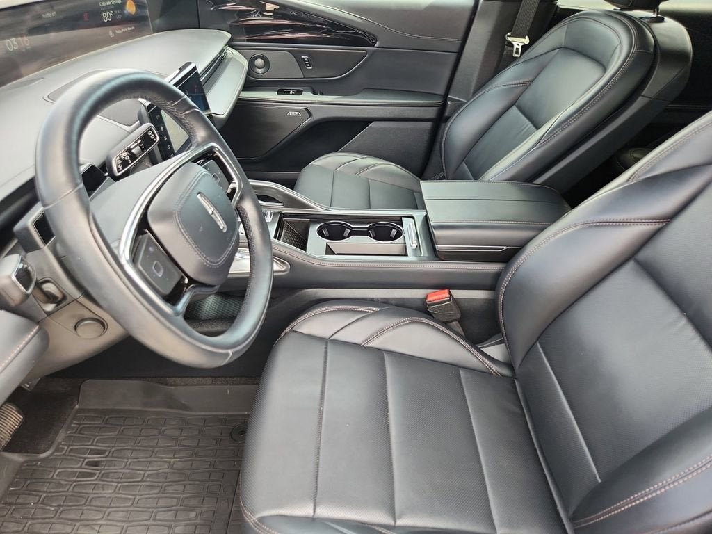 Used 2024 Lincoln Nautilus Premier w/ Equipment Group 102A AWD/4WD image 9