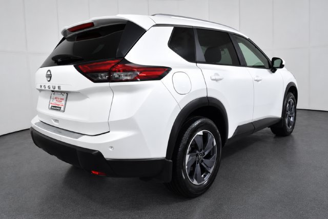 Certified 2025 Nissan Rogue SV w/ SV Premium Package FWD image 4
