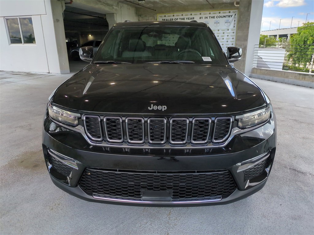 New 2025 Jeep Grand Cherokee Limited image 3
