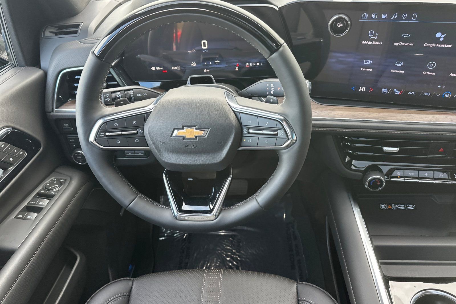 New 2026 Chevrolet Suburban High Country w/ LPO, Illumination Package image 16