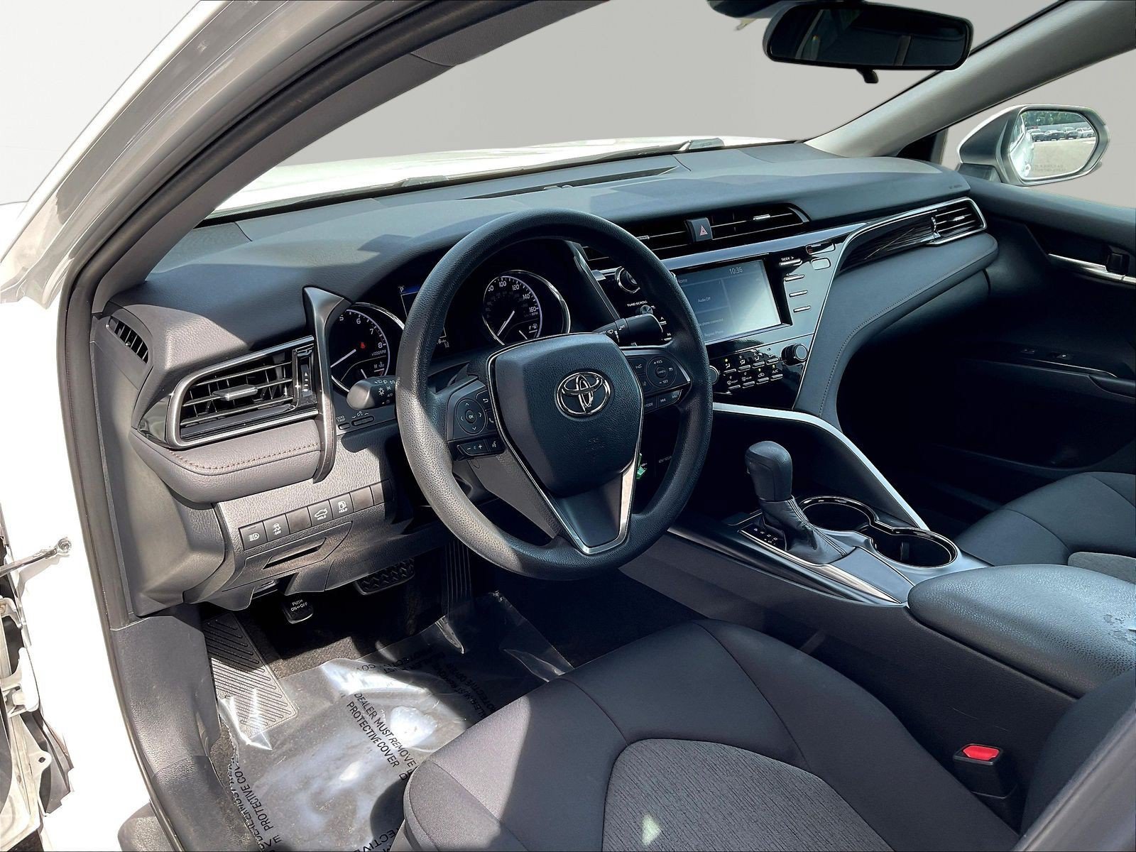 Used 2019 Toyota Camry LE FWD image 17