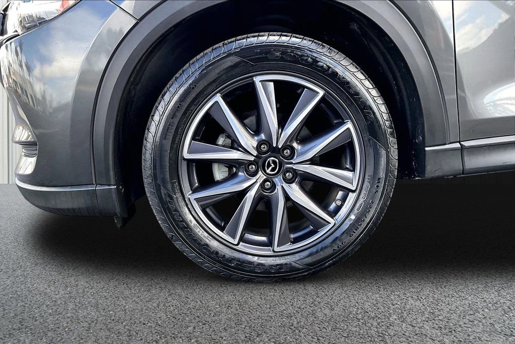 Used 2018 MAZDA CX-5 Touring image 29
