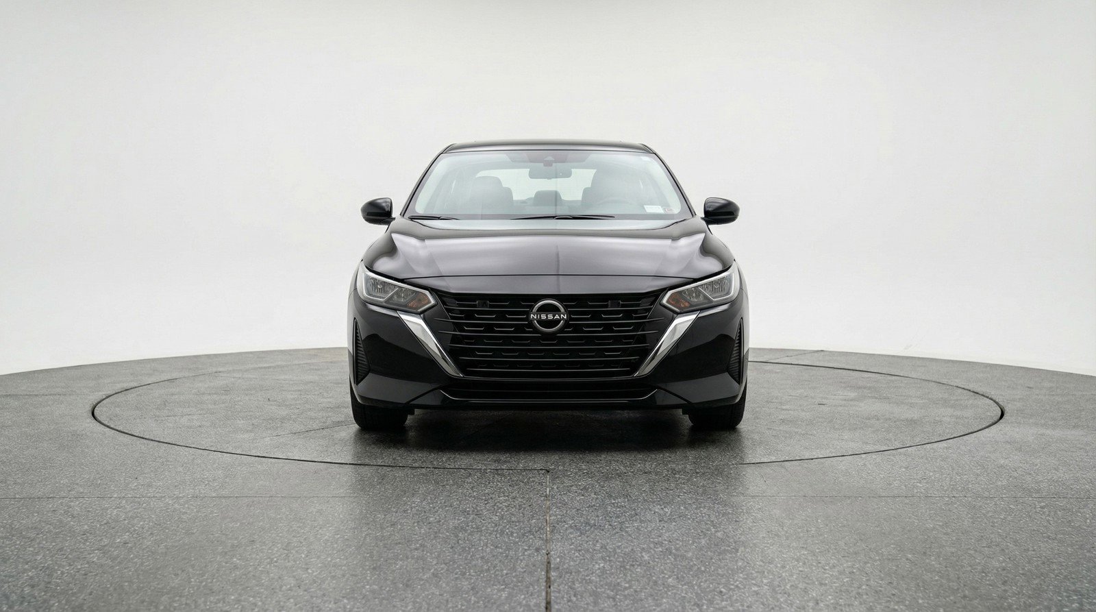 Used 2025 Nissan Sentra SV image 2