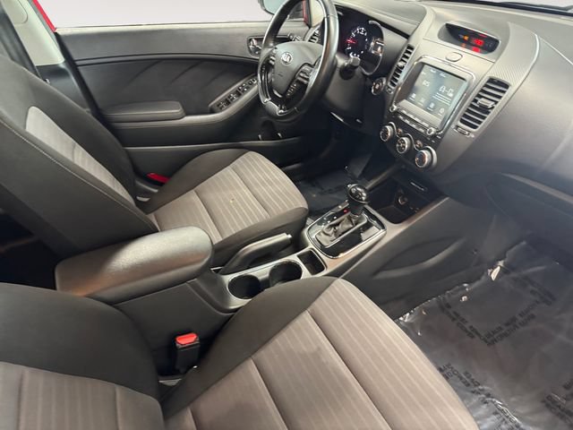 Used 2018 Kia Forte S w/ S Technology Plus Package FWD image 4