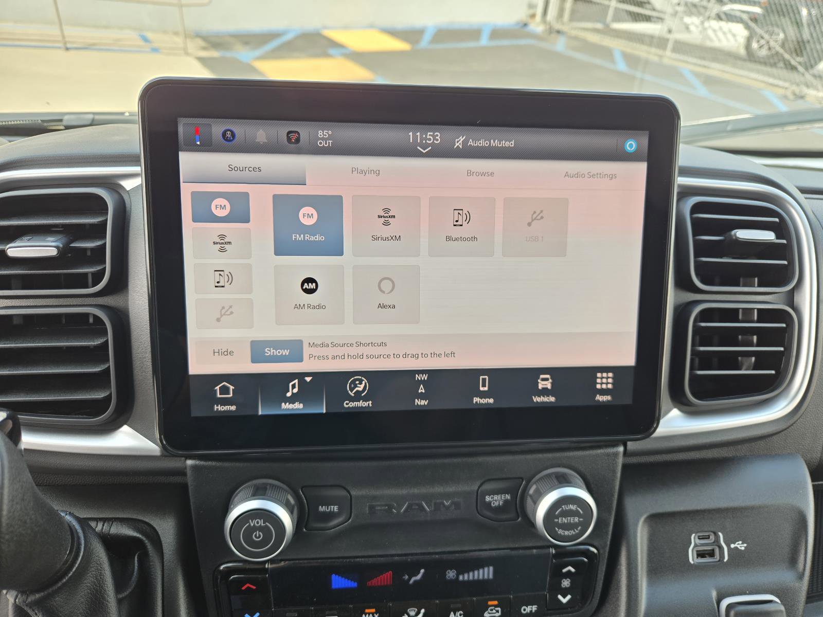 New 2026 RAM ProMaster 1500 w/ Quick Order Package 22G SLT image 10