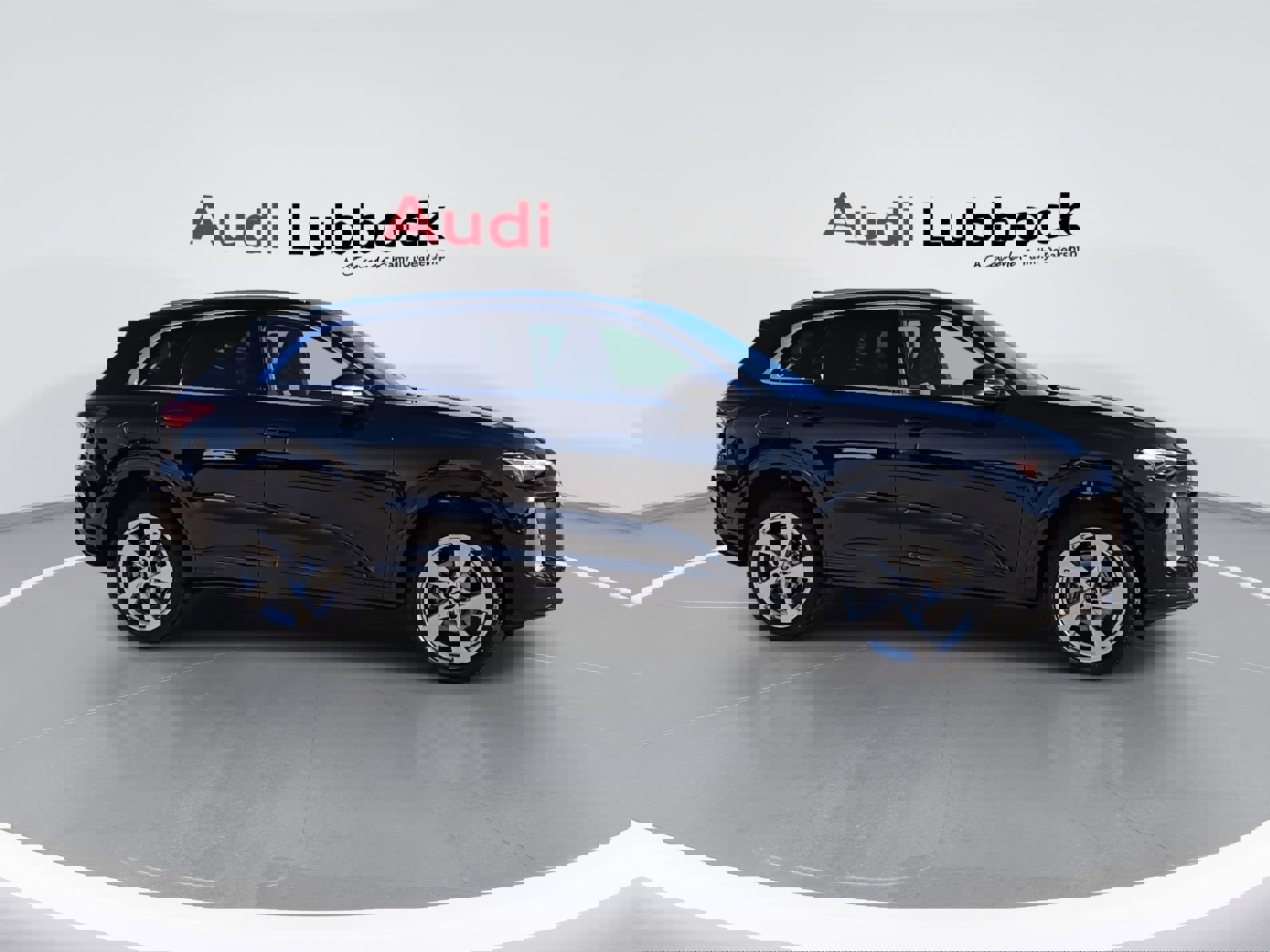 New 2025 Audi Q5 Premium Plus image 2