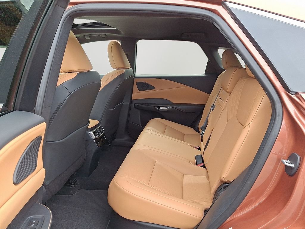 Used 2025 Lexus RX 350 Premium image 8