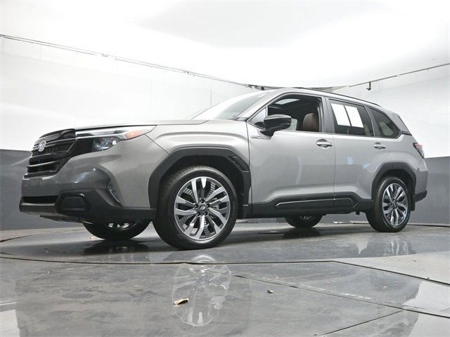 Used 2025 Subaru Forester Touring w/ Touring Package image 36