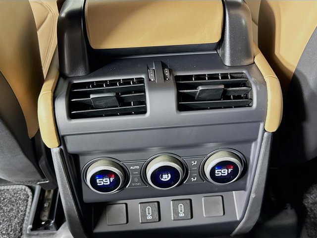 New 2026 Land Rover Defender 110 S image 27