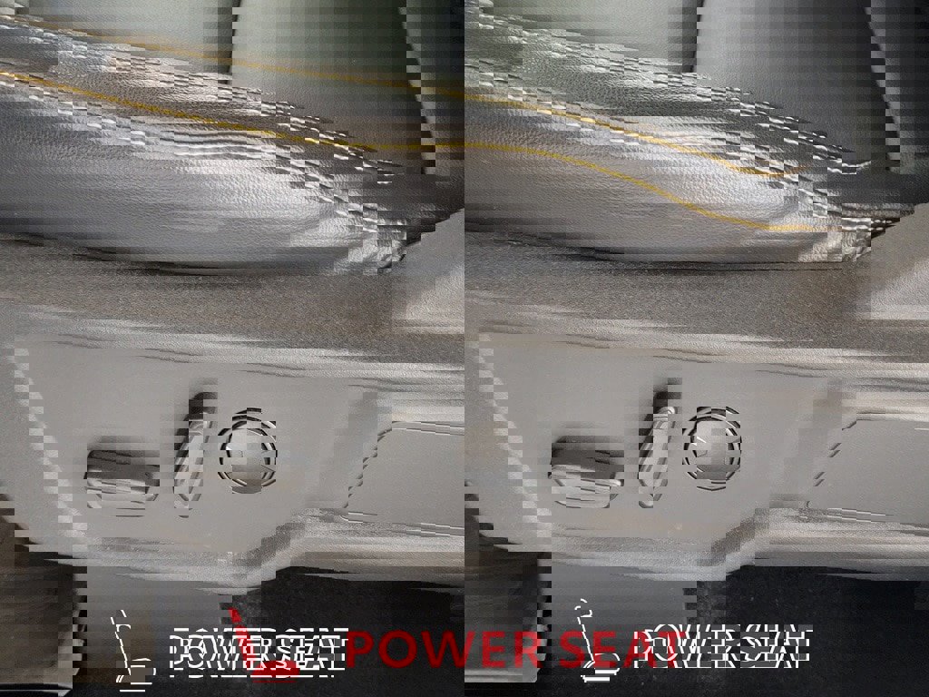 Used 2024 Ford Bronco Badlands image 16