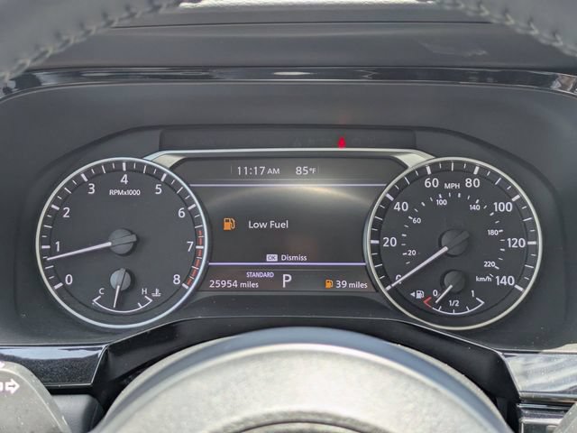 Used 2025 Nissan Pathfinder SV FWD image 33