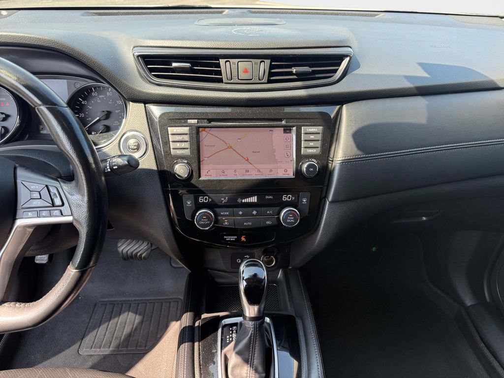 Used 2018 Nissan Rogue SL w/ Premium Package FWD image 11