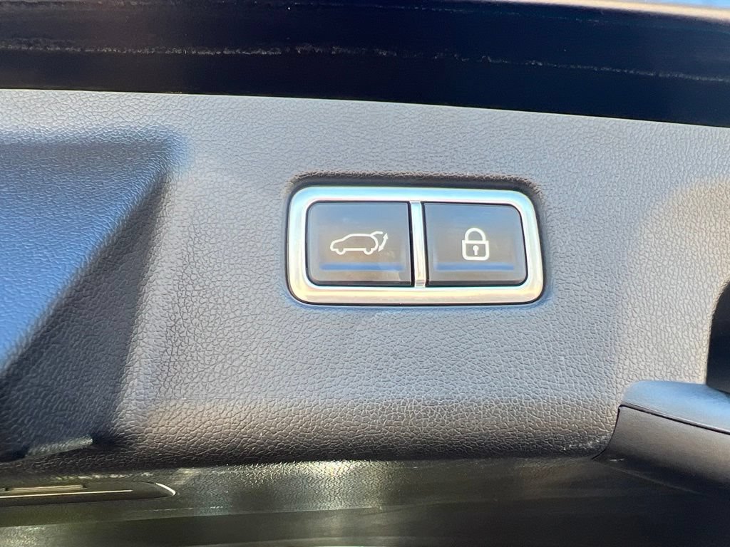 Certified 2023 Kia Sorento EX w/ Panoramic Sunroof Package FWD image 16