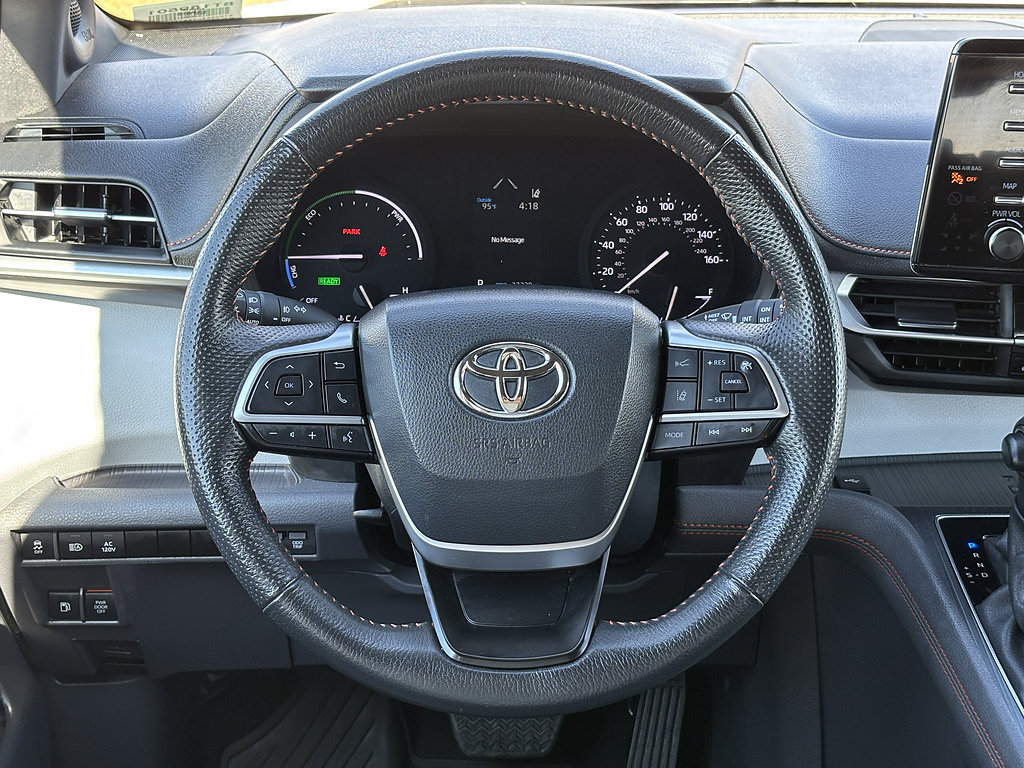 Certified 2024 Toyota Sienna XSE w/ XSE Plus Package FWD image 19