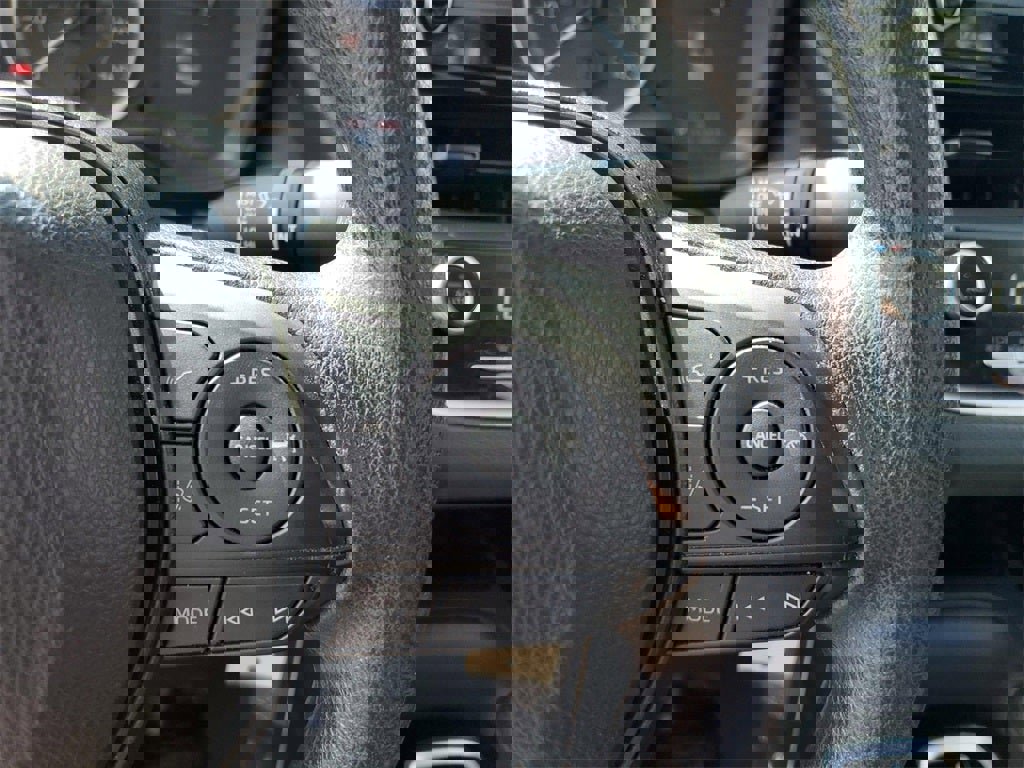 Used 2022 Toyota Corolla LE image 21