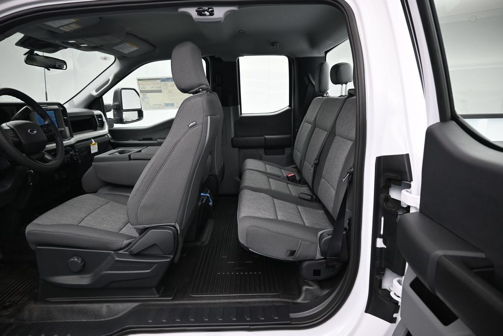 New 2026 Ford F350 XL w/ XL Chrome Package RWD image 16