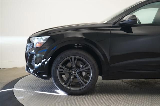 New 2026 Audi Q8 Premium image 2