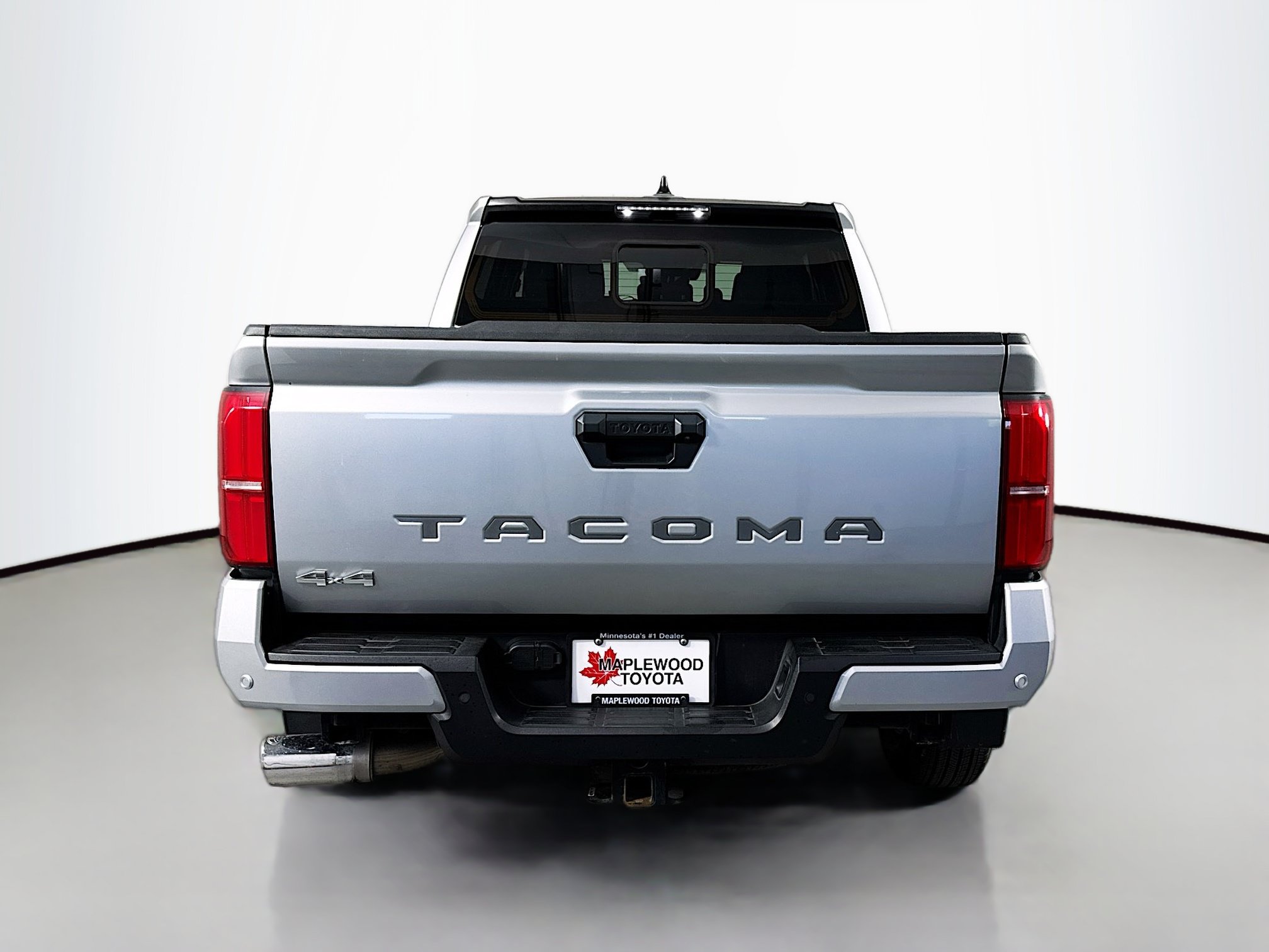Certified 2024 Toyota Tacoma SR5 AWD/4WD image 6