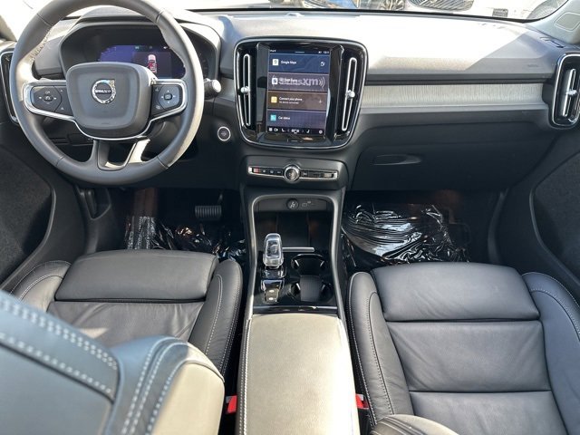 Certified 2023 Volvo XC40 B5 Plus image 15