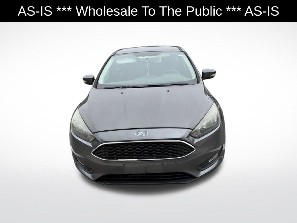 Used 2015 Ford Focus SE w/ Equipment Group 201A FWD image 2