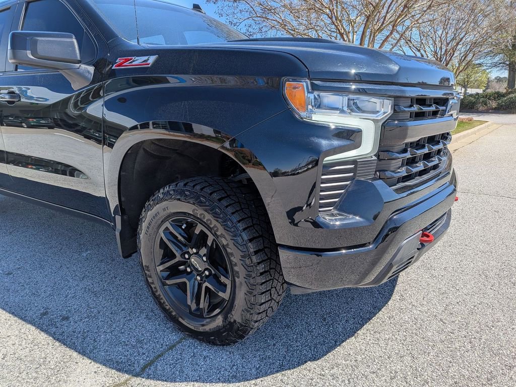 Used 2024 Chevrolet Silverado 1500 LT Trail Boss w/ Convenience Package II image 10