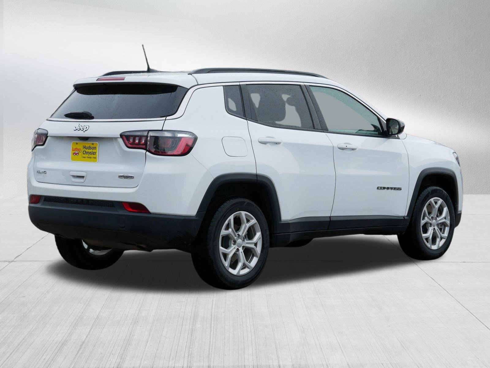 Certified 2024 Jeep Compass Latitude image 7