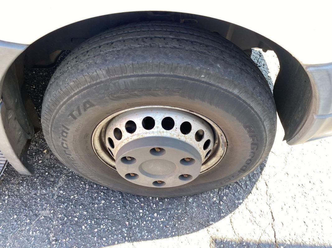 Used 2013 Freightliner Sprinter 3500 image 29