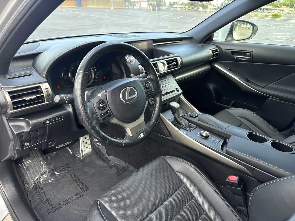 Used 2016 Lexus IS 350 w/ F Sport Package RWD image 15