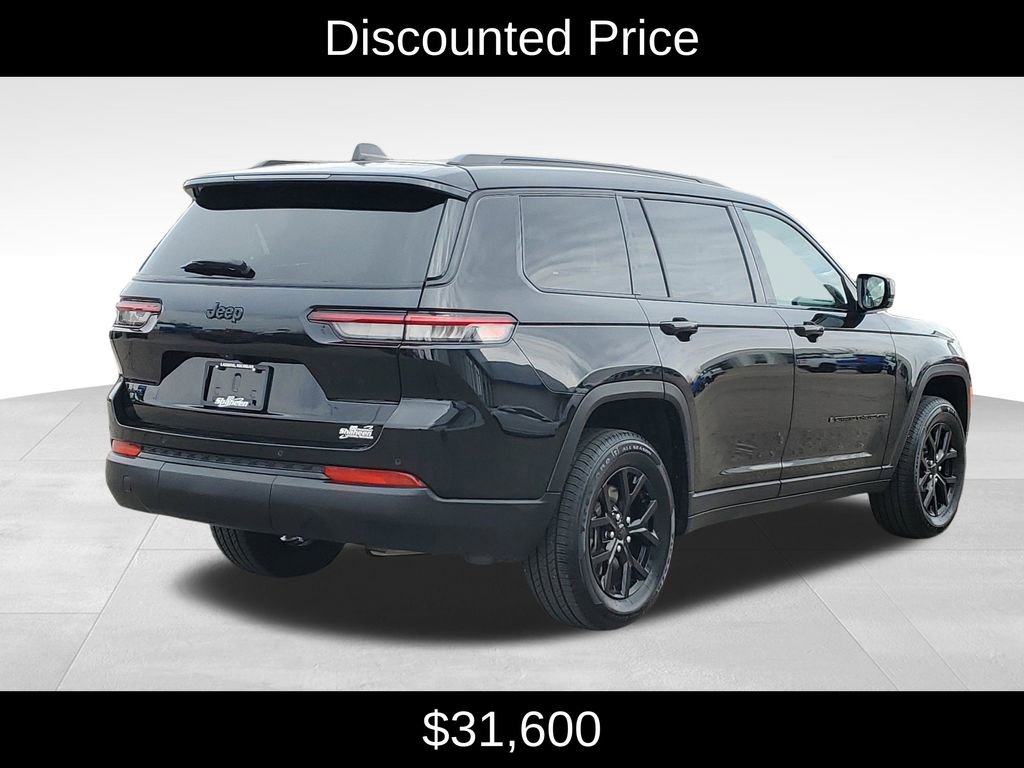 Used 2024 Jeep Grand Cherokee L Laredo image 3