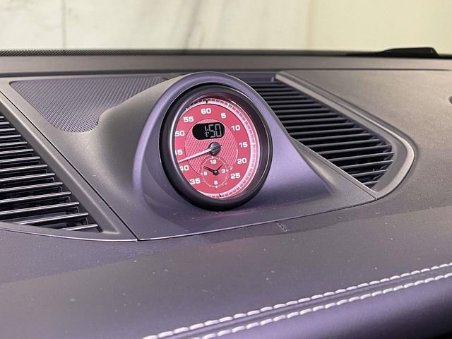 New 2026 Porsche Macan GTS image 34