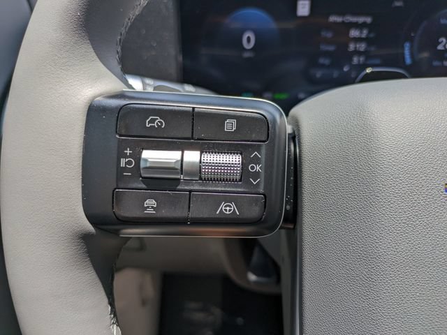 Used 2026 Hyundai Ioniq 9 SEL AWD/4WD image 23