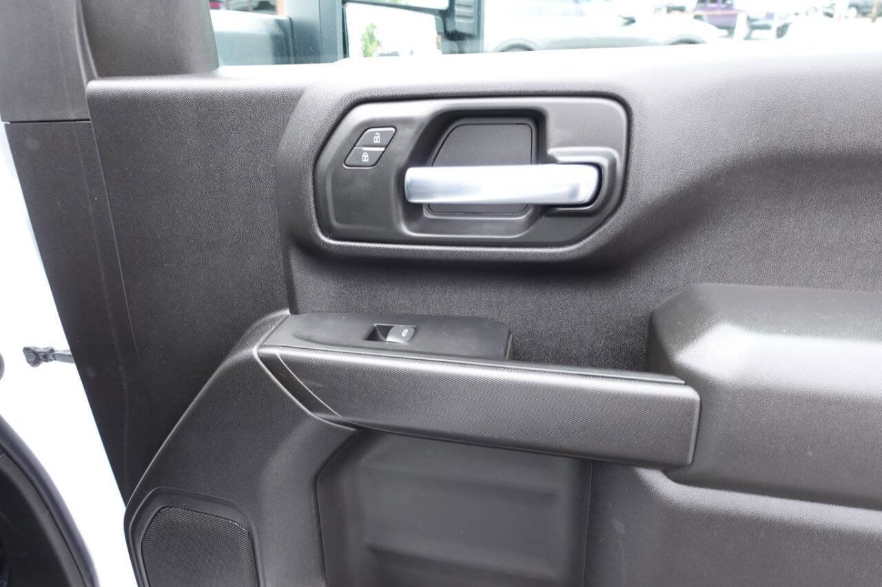 Used 2023 GMC Sierra 2500 Pro w/ Convenience Package AWD/4WD image 32
