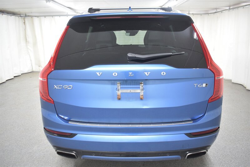 Used 2016 Volvo XC90 T6 R-Design w/ Protection Package Plus AWD/4WD image 5