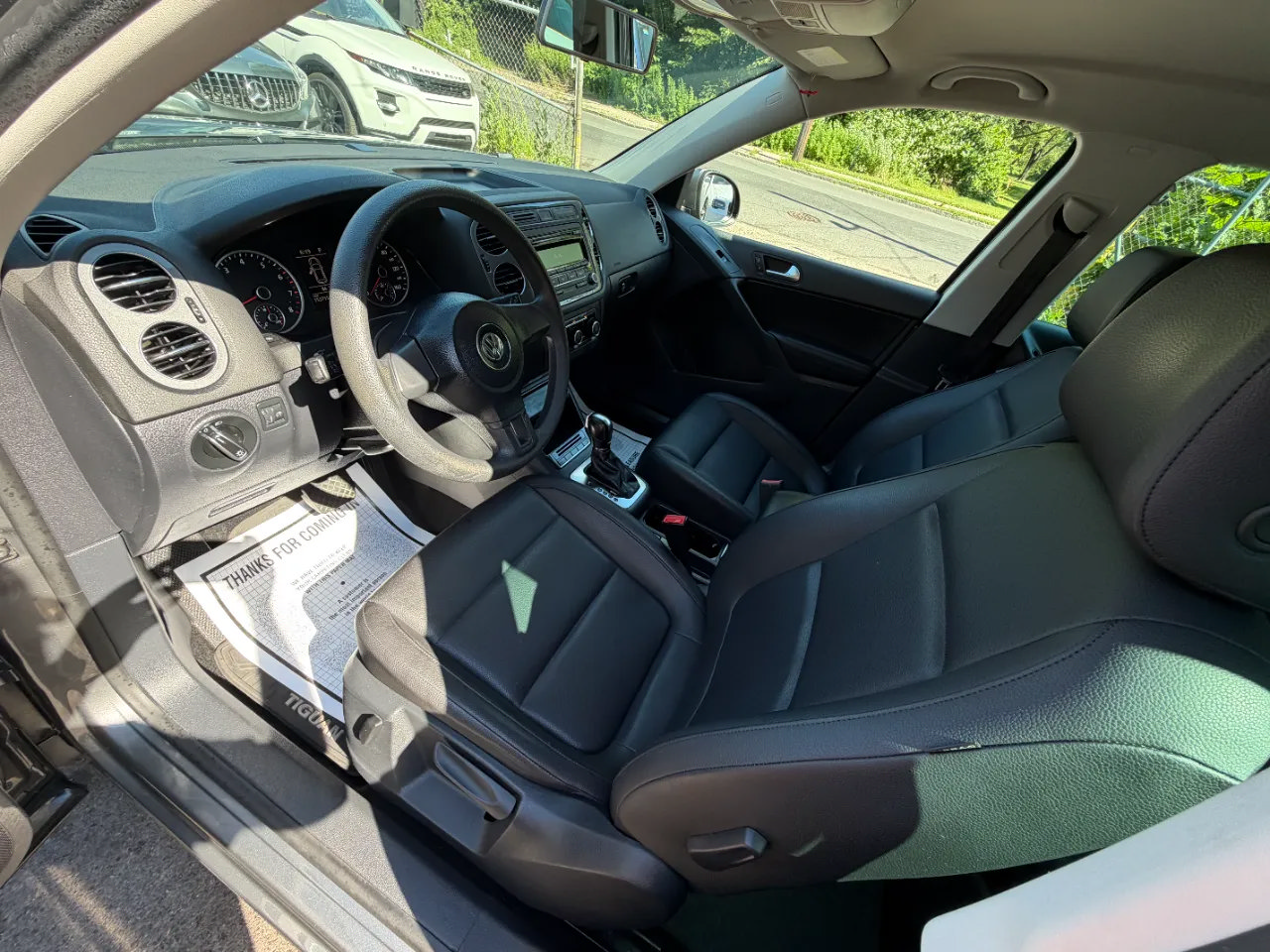 Used 2012 Volkswagen Tiguan LE FWD image 20