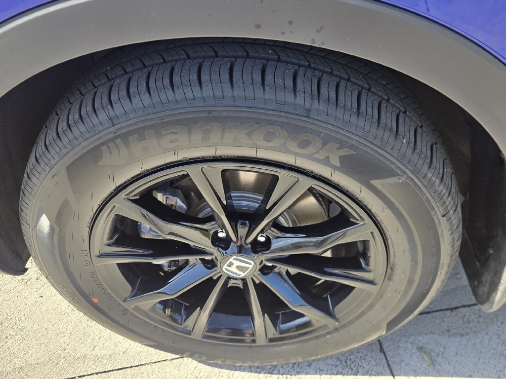 Certified 2025 Honda CR-V Sport-L image 8