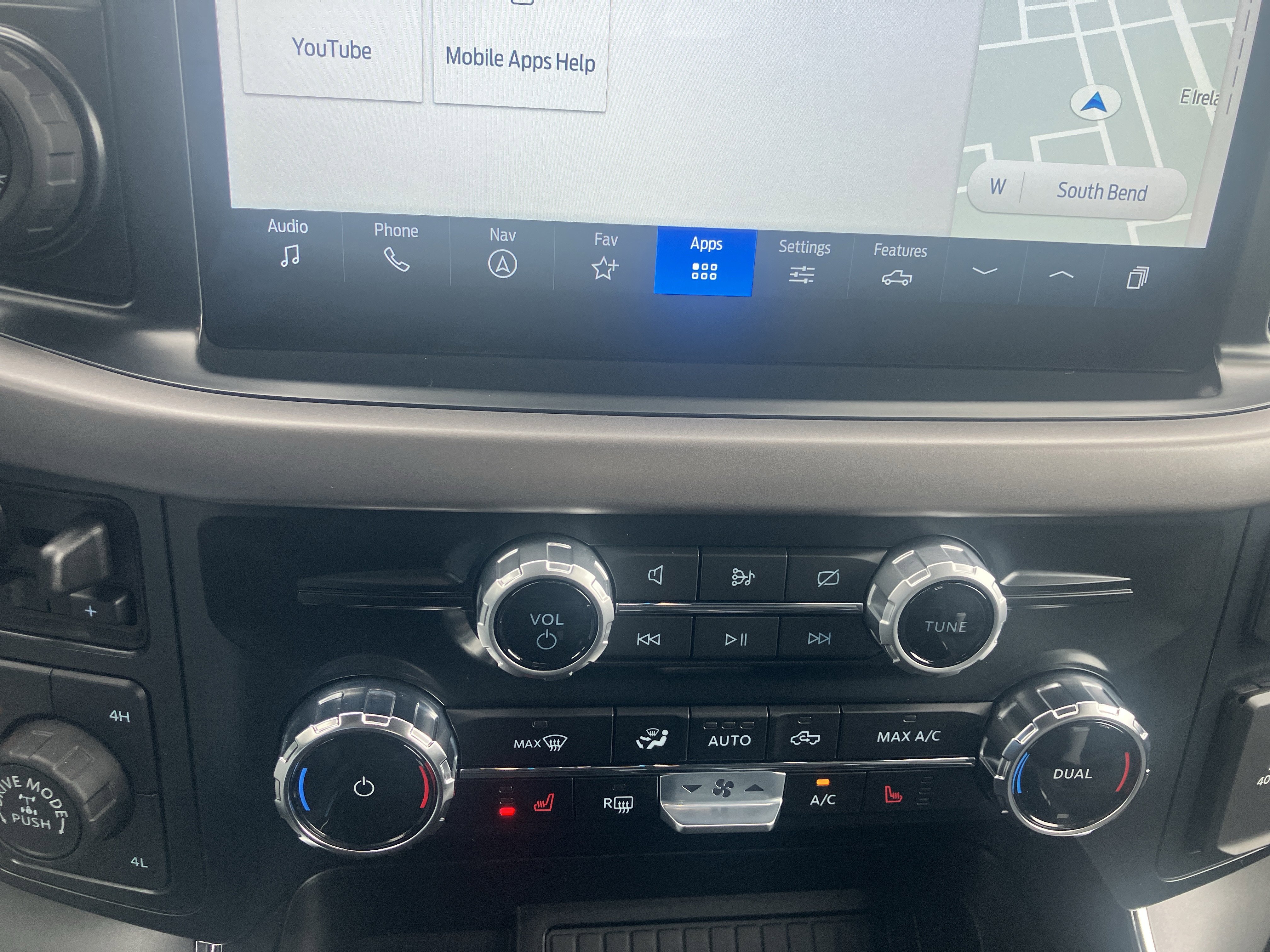 Used 2024 Ford F150 XLT w/ Equipment Group 302A MID image 31